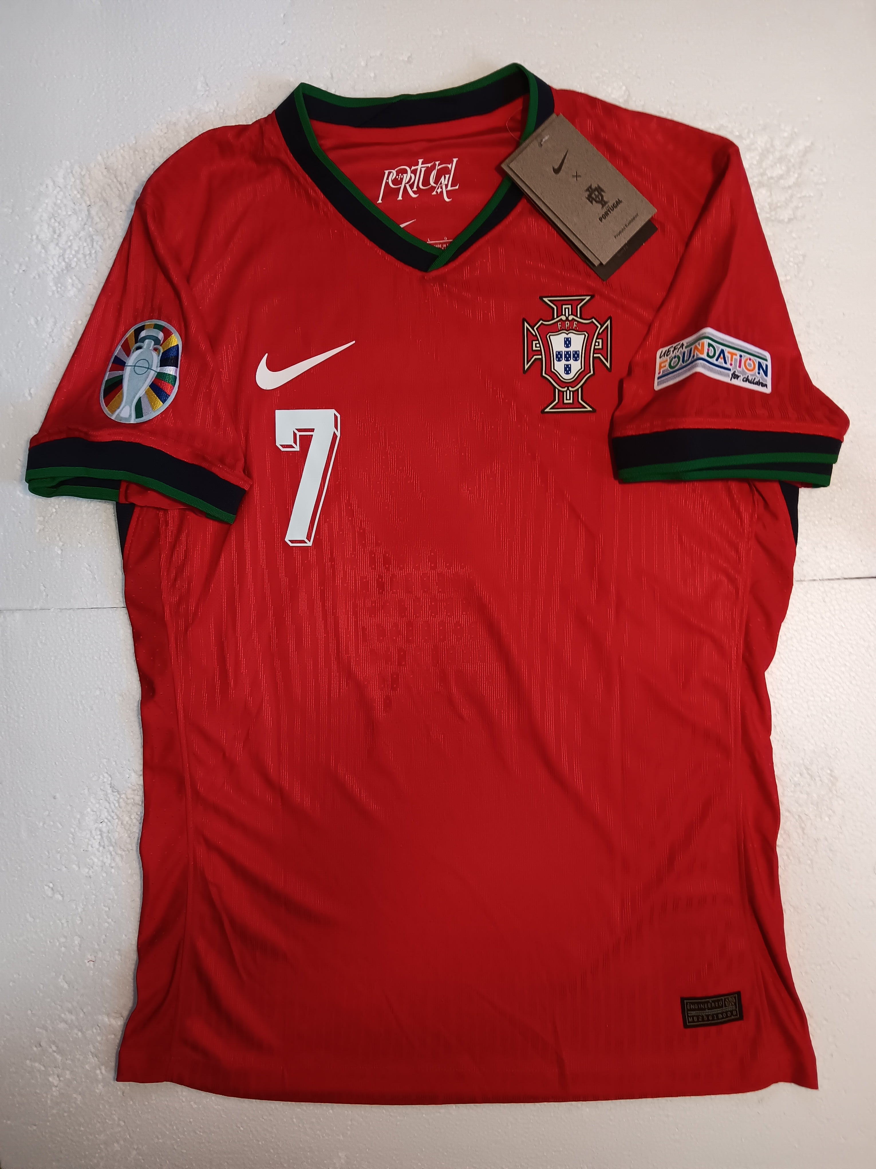 Cristiano Ronaldo Portugal 2024 Euro Match Slim Red Home Soccer Jersey 2024-2025