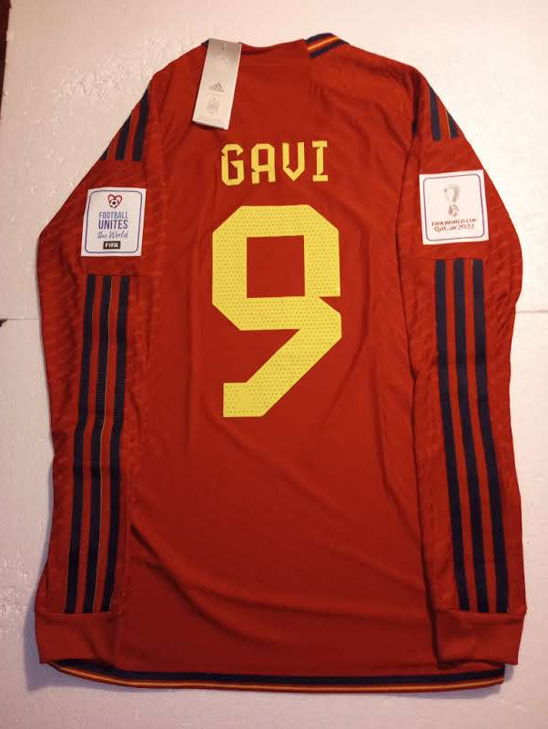 Gavi #9 Spain 2022 World Cup Qatar Match Slim Red Home Long Sleeve Soccer Jersey
