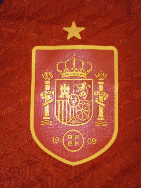 Gavi #9 Spain 2022 World Cup Qatar Match Slim Red Home Long Sleeve Soccer Jersey