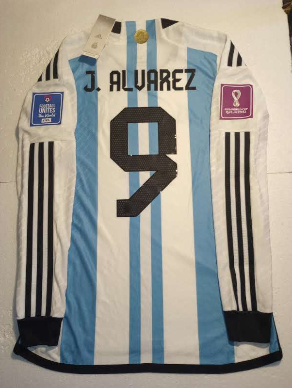 Julian Alvarez #9 Argentina 2022 World Cup Final Home Long Sleeve Soccer Jersey